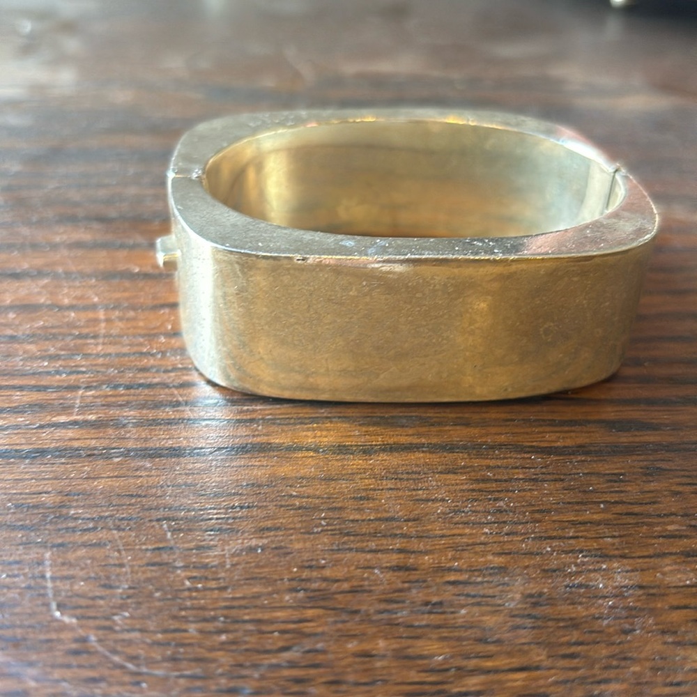 Beautiful contemporary sterling silver cuff bracelet
